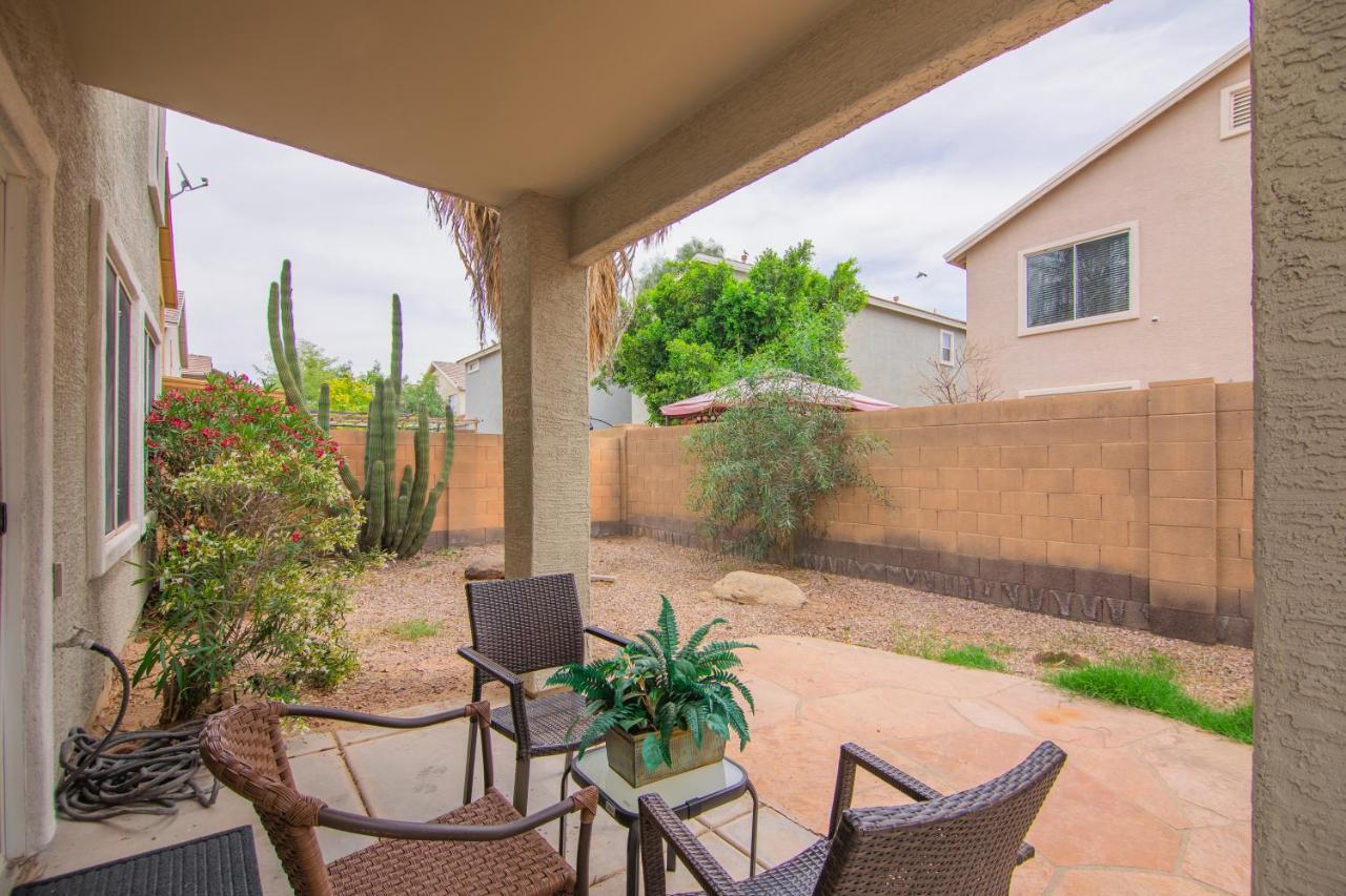 Stylish Home Phoenix - Low Rates Now! Екстер'єр фото