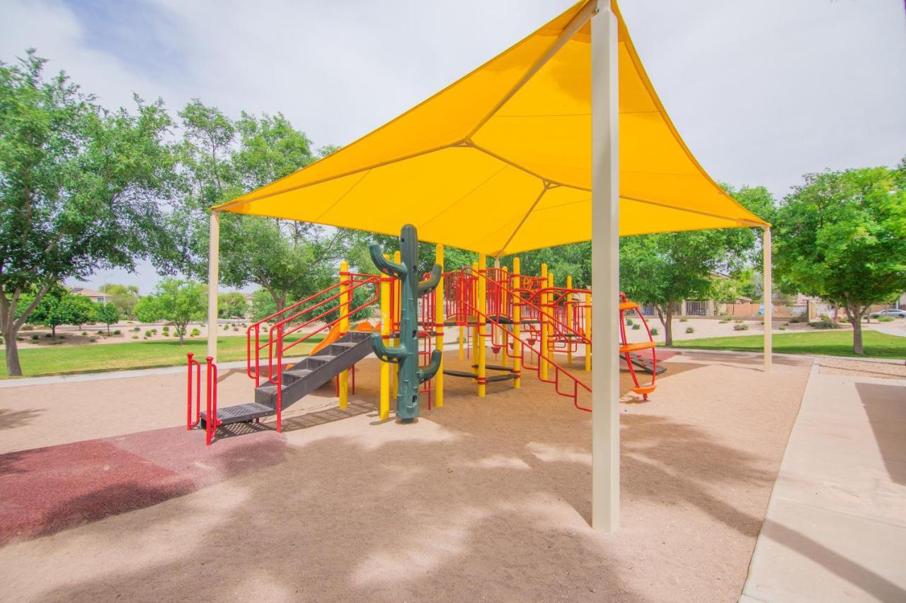 Stylish Home Phoenix - Low Rates Now! Екстер'єр фото